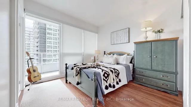 Additional image 9 of 115 Mcmahon Dr Unit 2711