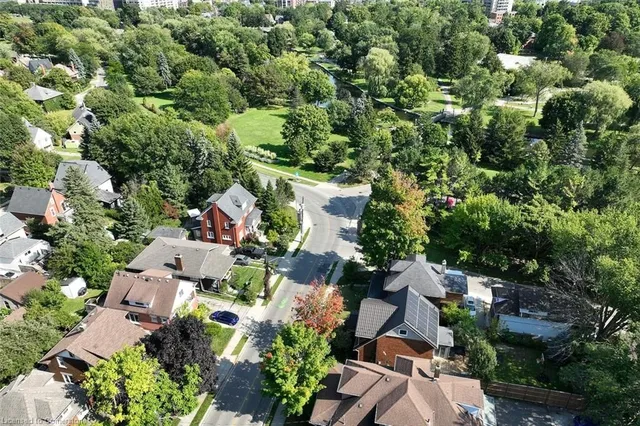 Additional image 44 of 34 Park St