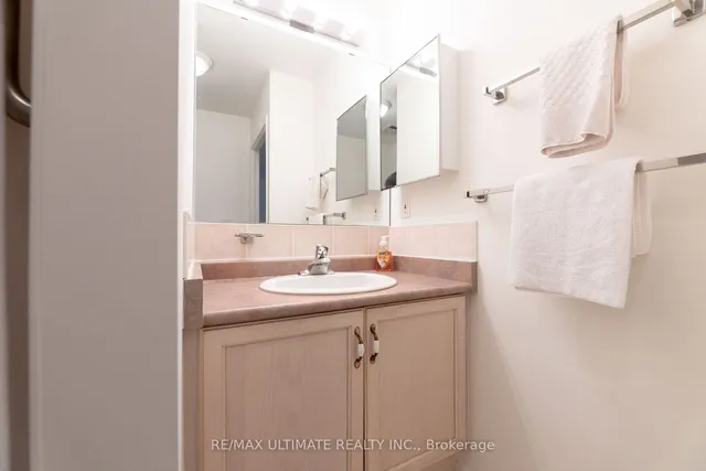 Additional image 24 of 1387 Bayview Ave Unit 402