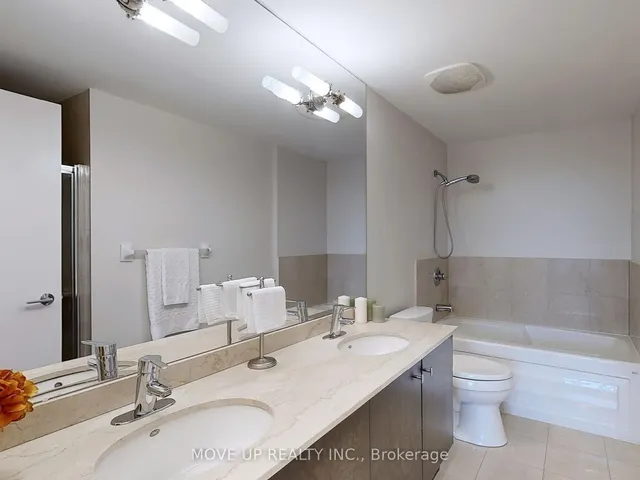 Additional image 13 of 438 King St Unit 1406