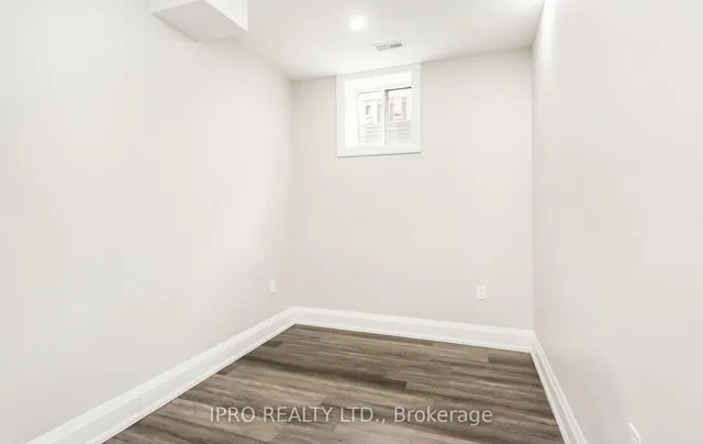 Additional image 33 of 5 Baskerville Cres