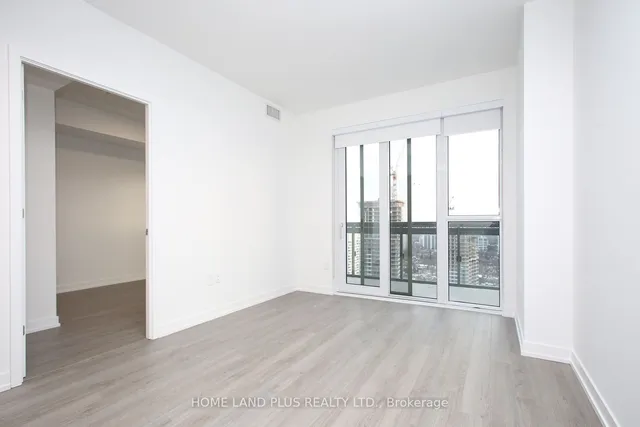 Additional image 16 of 39 Roehampton Ave Unit 2704