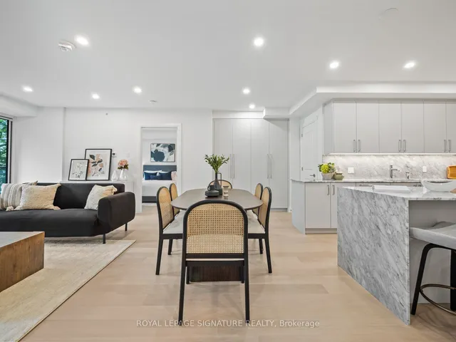 Additional image 11 of 285 Avenue Rd Unit 304