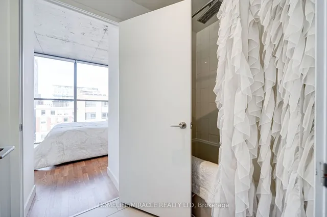 Additional image 29 of 25 Oxley St Unit 701