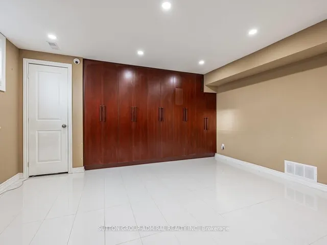 Additional image 32 of 17 Dorchester Dr