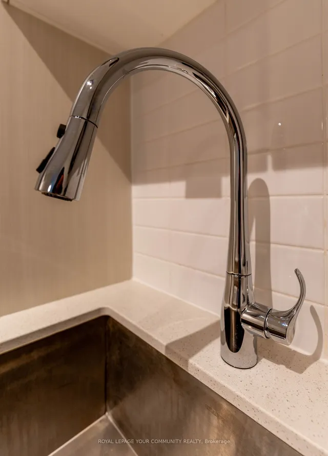 Additional image 29 of 859 The Queensway Unit 707