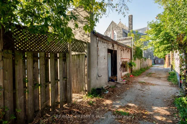 Additional image 28 of 58 Mansfield Ave