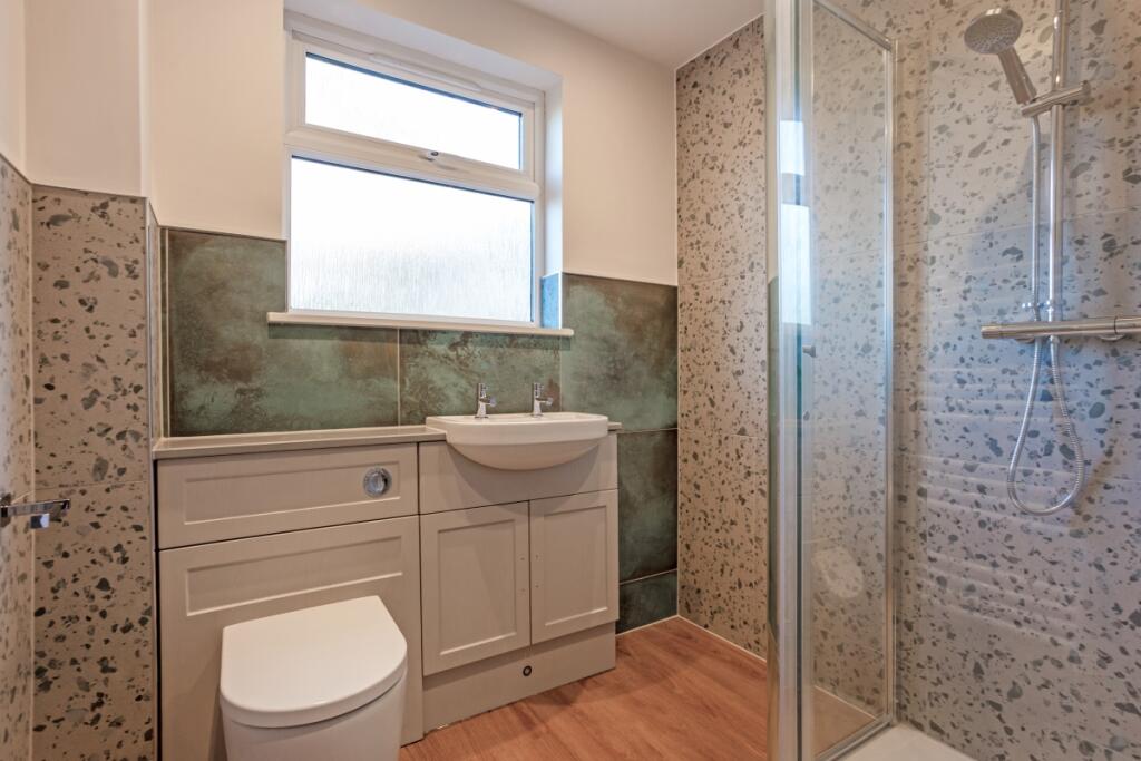 Additional image 4 of Middle Stoke Bath BA2