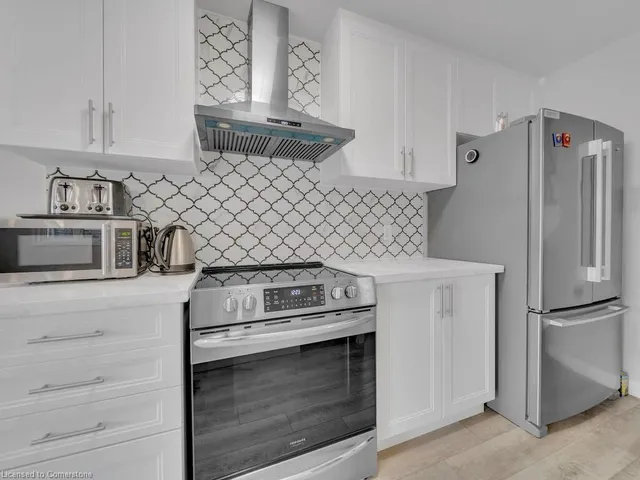 Additional image 9 of 8 Pony Way