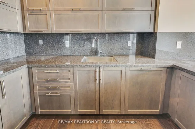 Additional image 8 of 2 Anndale Dr Unit PH4