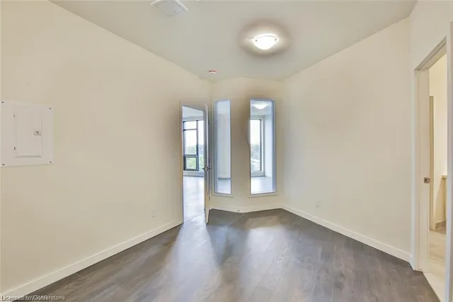 Additional image 11 of 690 King St Unit 522