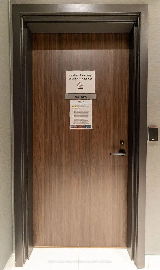 Additional image 10 of 500 Dupont St Unit 704