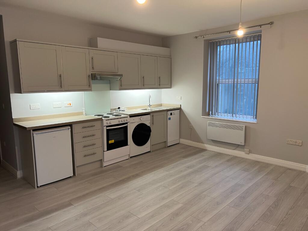 Additional image 9 of High Street, Street, Somerset BA16 0EB