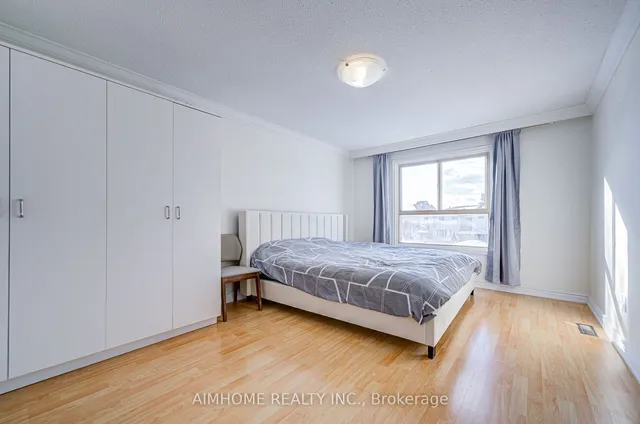 Additional image 19 of 53 Wayside Ave