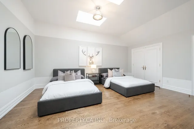 Additional image 16 of 43 Bernard Ave