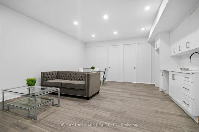 Additional image 33 of 17 Antonio Crt