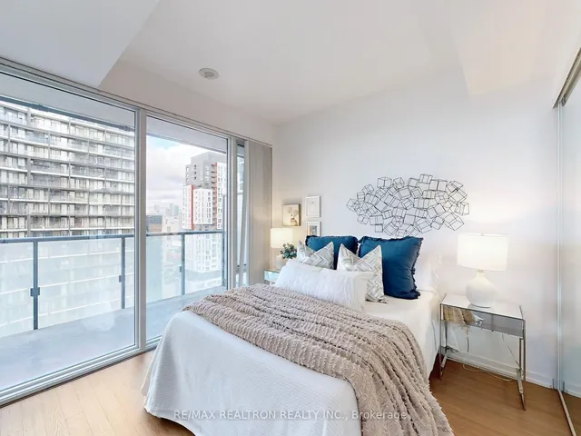 Additional image 30 of 101 Peter St Unit 3001