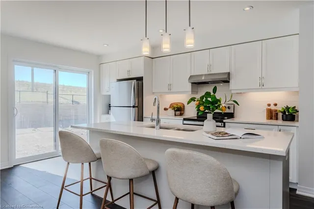 Additional image 21 of 15 Urbane Blvd Unit I072