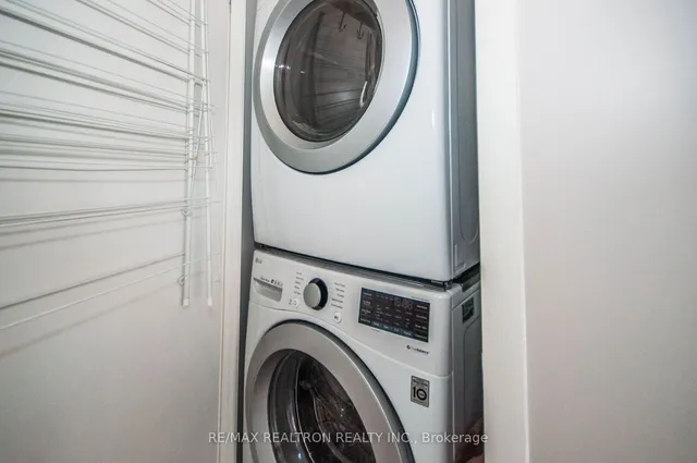 Additional image 20 of 38 Lee Centre Dr Unit Ph106