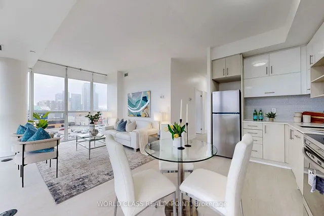 Additional image 11 of 150 Fairview Mall Dr Unit 611