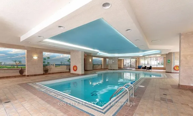 Additional image 27 of 633 Bay St Unit 721