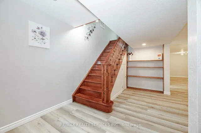Additional image 33 of 41 Jadestone Crt