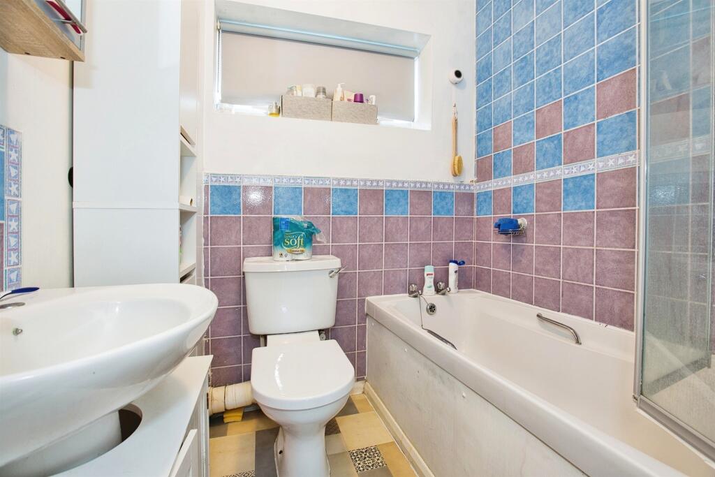 Additional image 7 of Sandringham Road, Yeovil