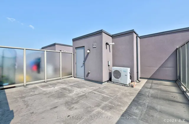 Additional image 20 of 90 Orchid Place Dr Unit 307