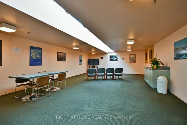 Additional image 31 of 88 Alton Towers Circ Unit 708