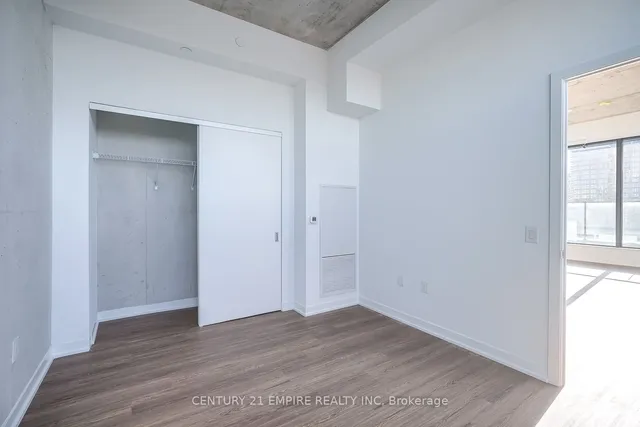 Additional image 16 of 195 McCaul St Unit 2002