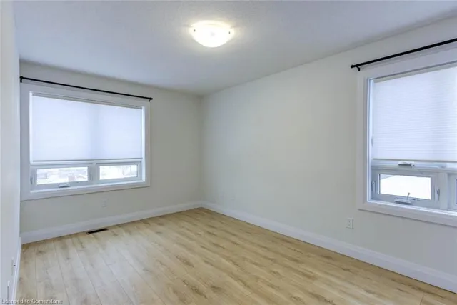 Additional image 14 of 600 Victoria St Unit 23