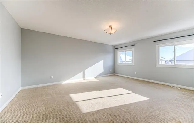 Primary image of 35 Sassafras St