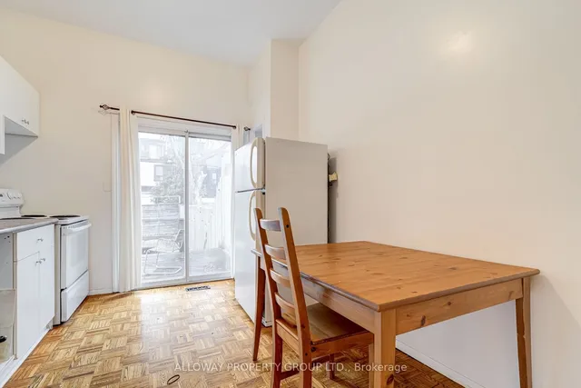 Additional image 10 of 1059 Bathurst St