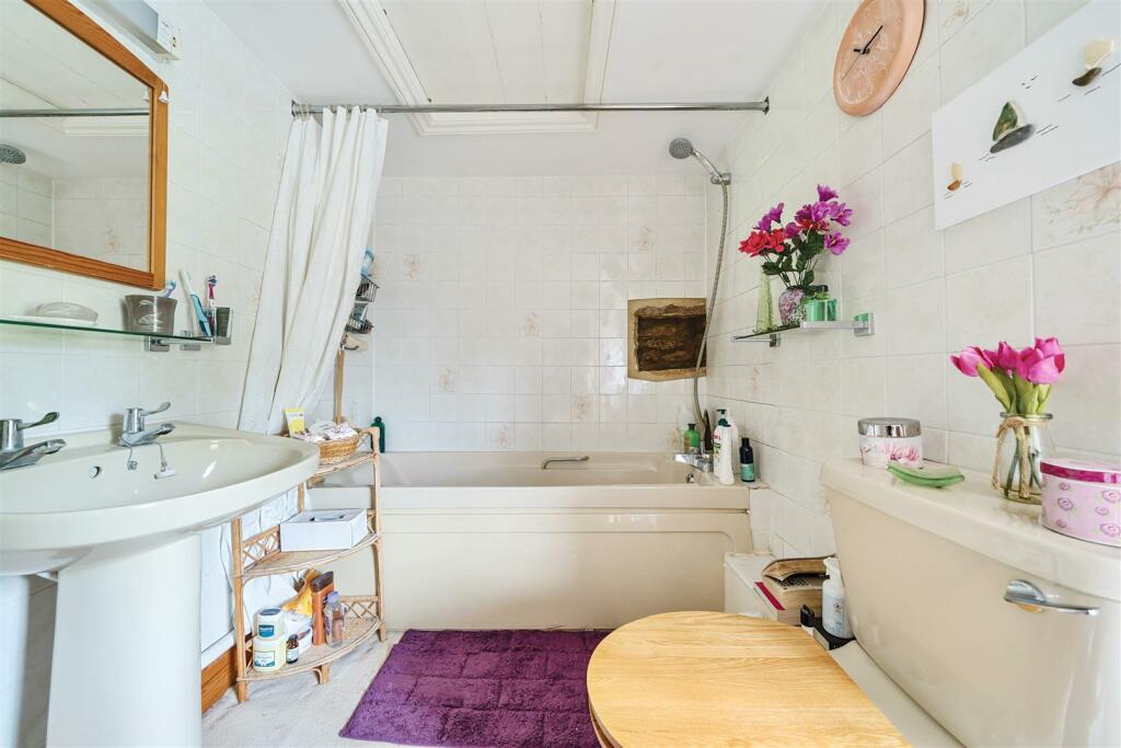 Additional image 23 of Bishops Lane, Hardington Mandeville, Yeovil