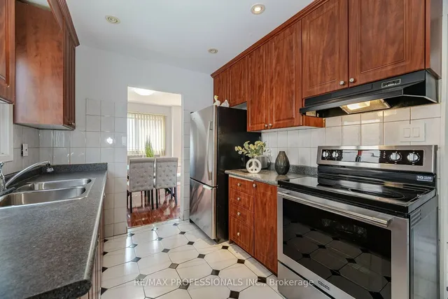 Additional image 18 of 50 Franca Cres