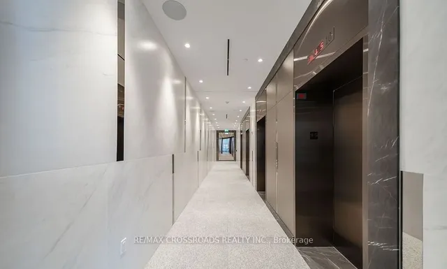 Additional image 6 of 585 Bloor St Unit 3418