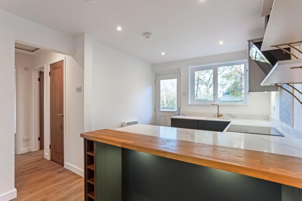 Additional image 11 of Middle Stoke Bath BA2