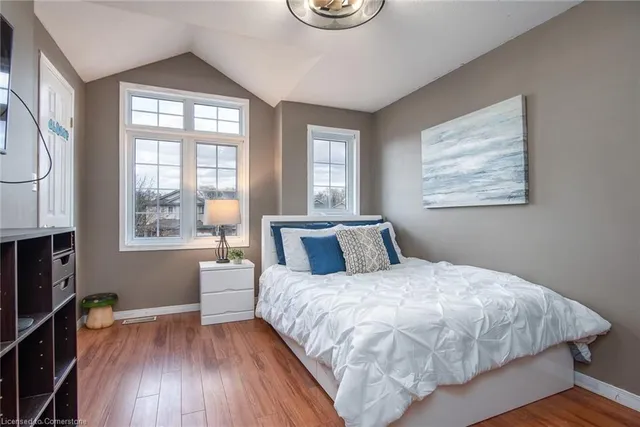 Additional image 31 of 43 Cotton Grass St