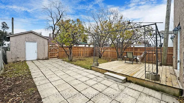 Additional image 17 of 85 Laurel Ave