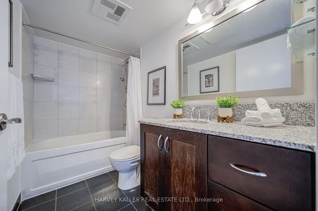 Additional image 31 of 2181 Yonge St Unit 2503