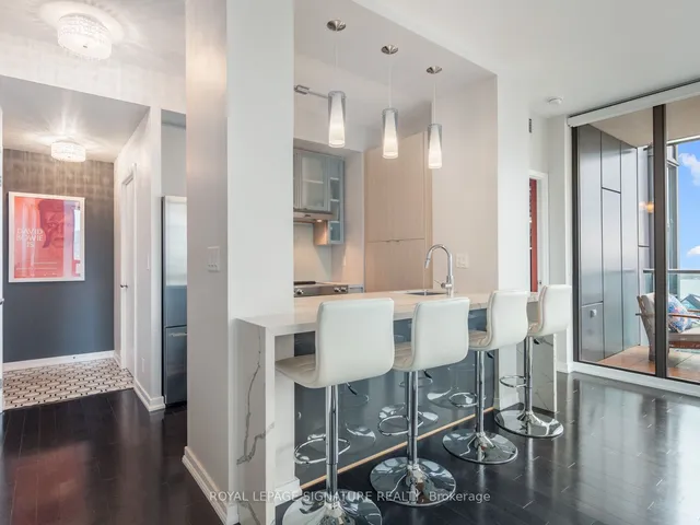 Additional image 6 of 33 Lombard St Unit 3401
