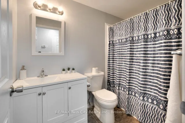 Additional image 13 of 931 Glasgow St Unit 36A