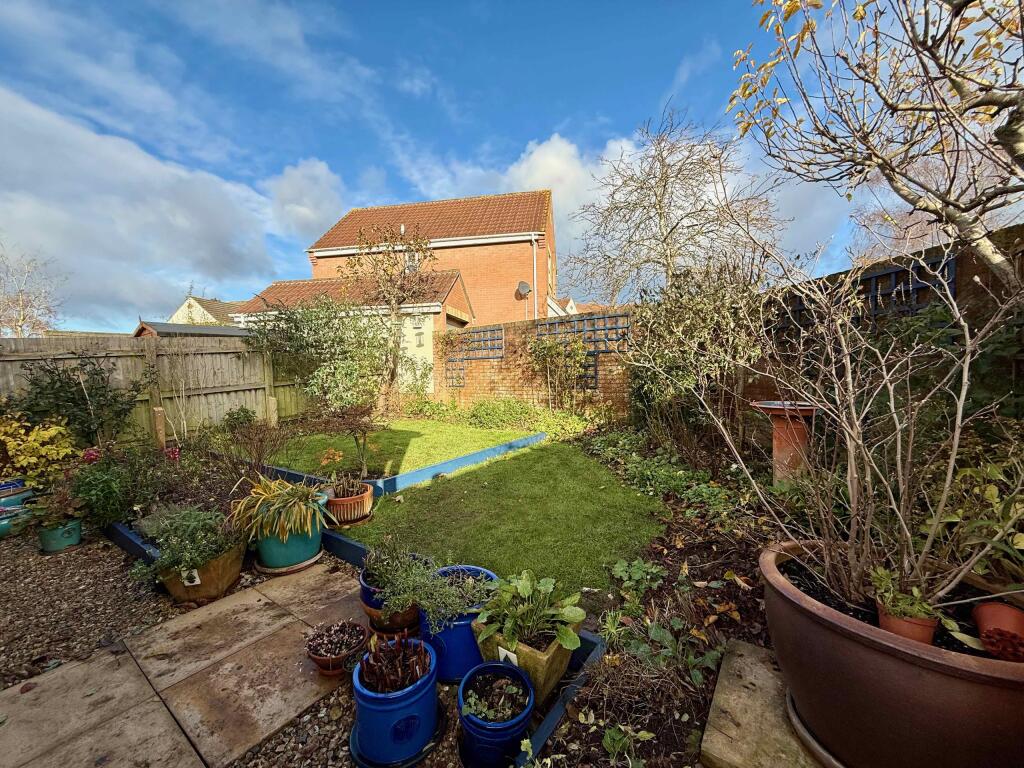 Additional image 16 of Simmons Close, Street