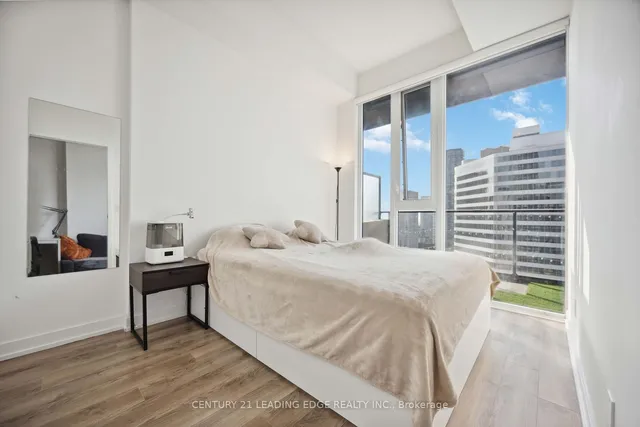Additional image 18 of 20 Edward St Unit 2705