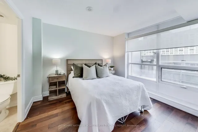 Additional image 22 of 761 Bay St Unit 304