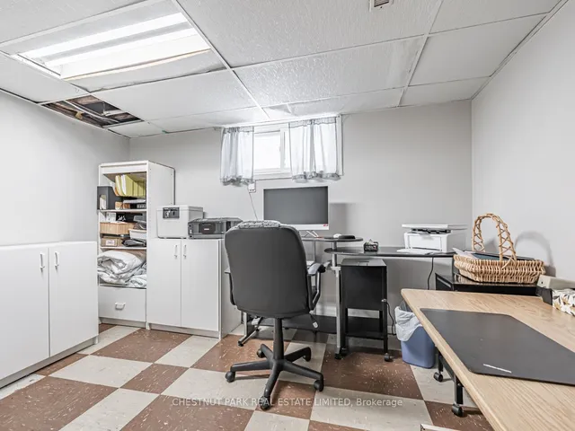 Additional image 23 of 207 Pellatt Ave