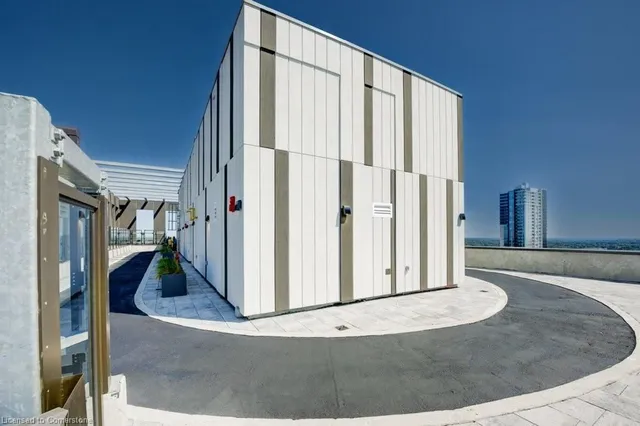 Additional image 35 of 55 Duke St Unit 322