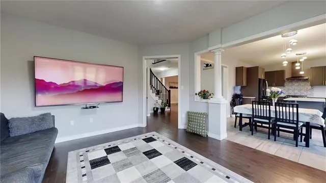 Additional image 8 of 341 RIVERTRAIL Ave