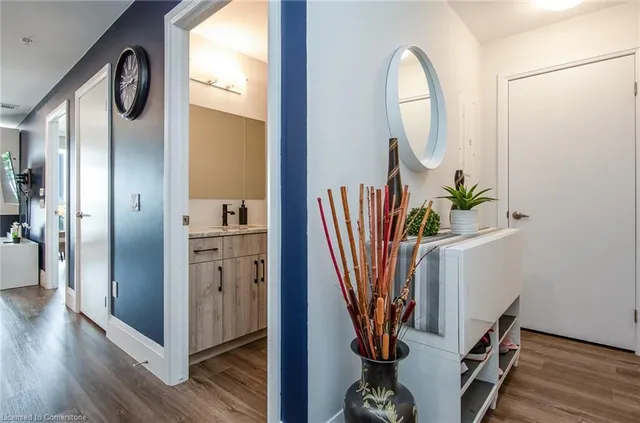 Additional image 11 of 60 Charles St Unit 1601