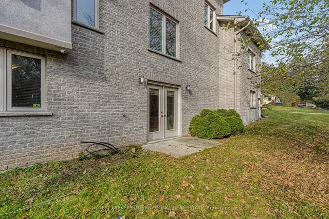 Additional image 36 of 967 Doon Village Rd